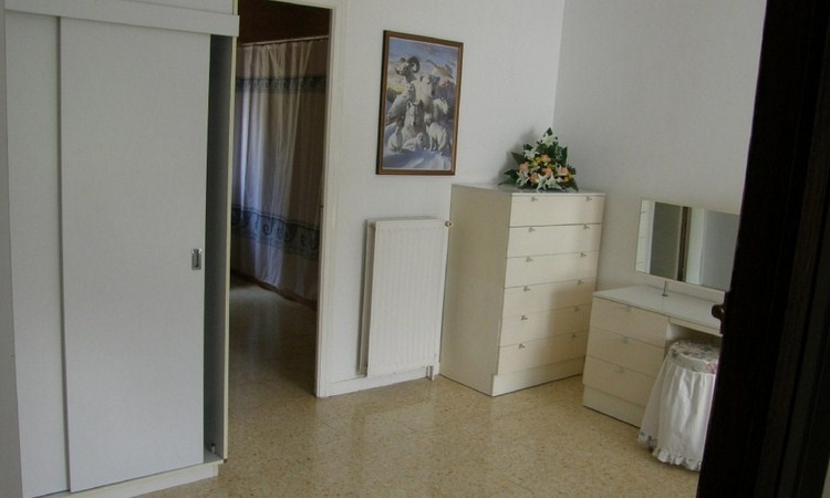 Вилла PRIMAVERA с бассейном, расположенная в урбанизации Льорет Верт в 5 км от Льорет де Мар