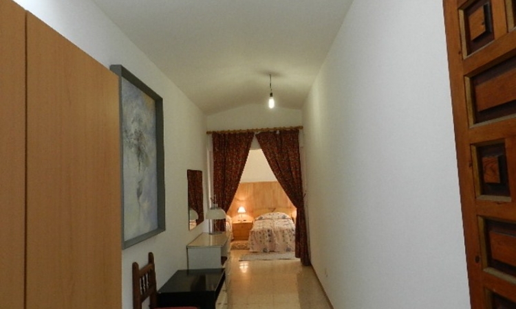 Вилла PRIMAVERA с бассейном, расположенная в урбанизации Льорет Верт в 5 км от Льорет де Мар