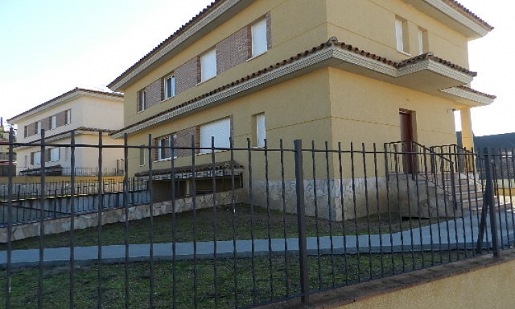 Коттедж в урбанизации Mas Flassia, в тихом жилом районе города Видререс (Vidreres)