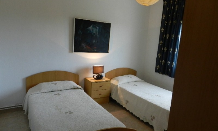 VillaPALOMAS with pool, located in the urbanization of La Creu de Lloret 5 km from Lloret de Mar