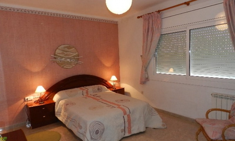 VillaPALOMAS with pool, located in the urbanization of La Creu de Lloret 5 km from Lloret de Mar