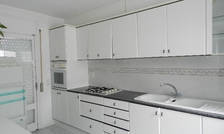 Вилла PRIMAVERA с бассейном, расположенная в урбанизации Льорет Верт в 5 км от Льорет де Мар