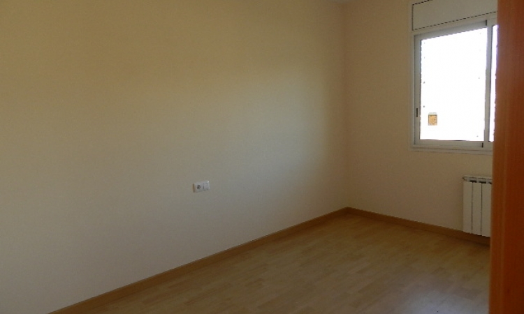 Коттедж в урбанизации Mas Flassia, в тихом жилом районе города Видререс (Vidreres)