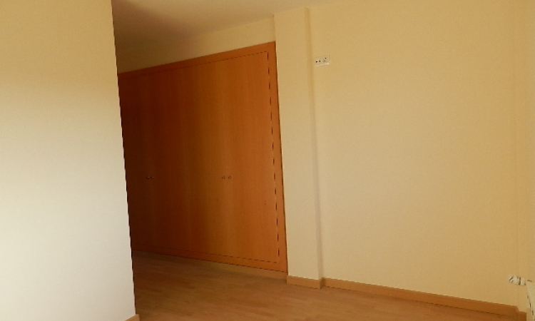 Коттедж в урбанизации Mas Flassia, в тихом жилом районе города Видререс (Vidreres)